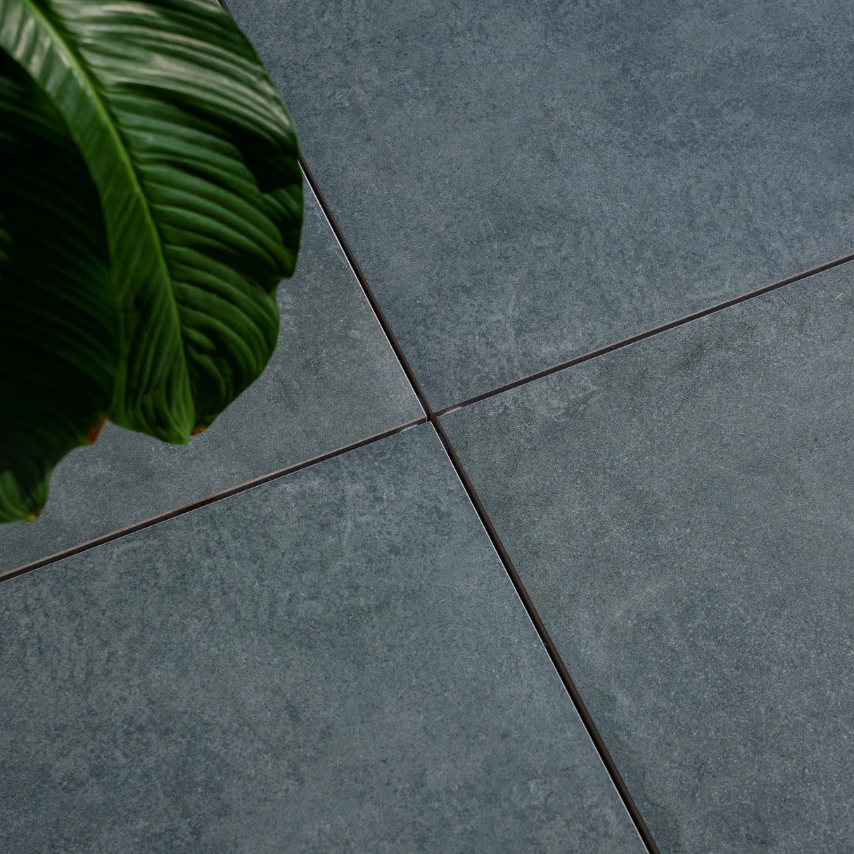 Terrassenplatte LUCA Nero 60x60x2cm (2er Set)