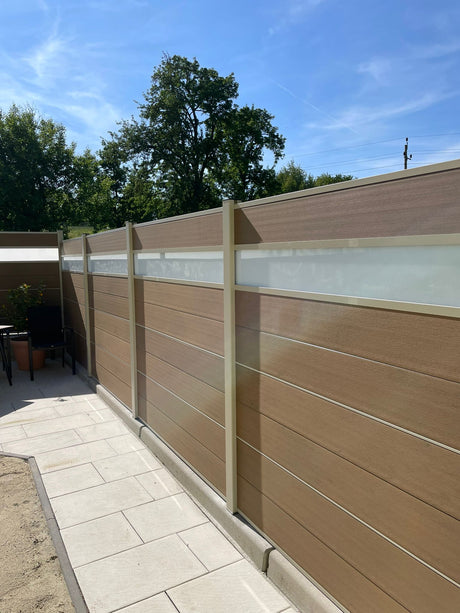 WPC Sichtschutzzaun ENZO Muskat - Standard Seidengrau