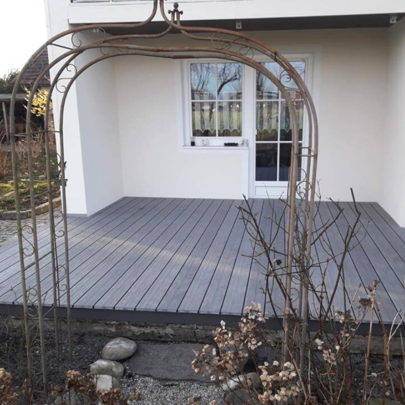 WPC Terrassendiele Massiv Antik Basalt